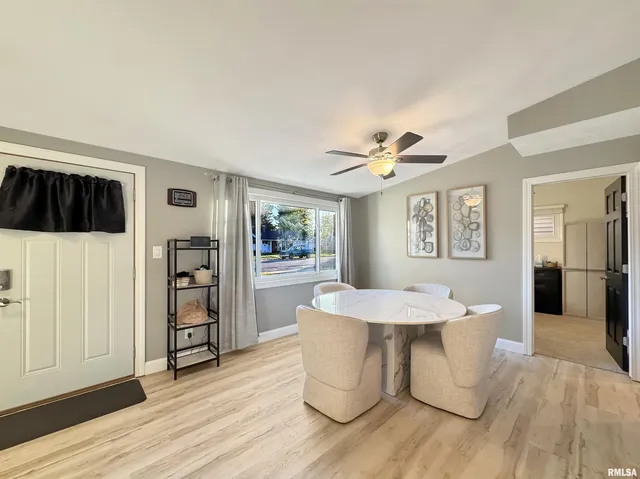 $174,900 | 1505 West Leonard Drive, Chillicothe, IL 61523