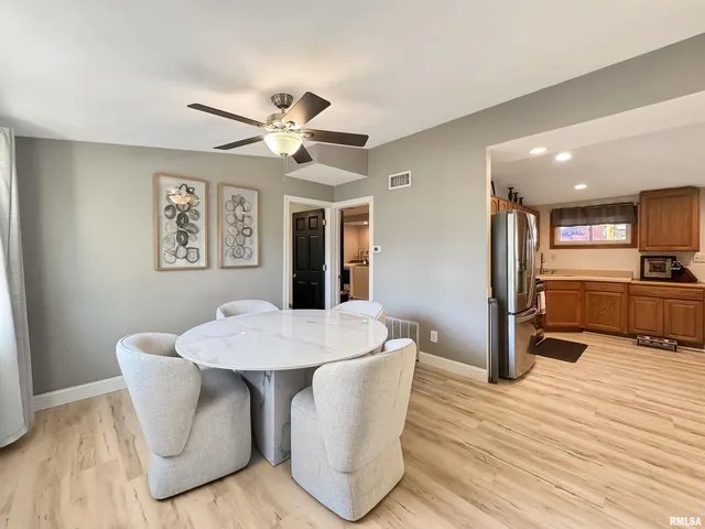 $174,900 | 1505 West Leonard Drive, Chillicothe, IL 61523