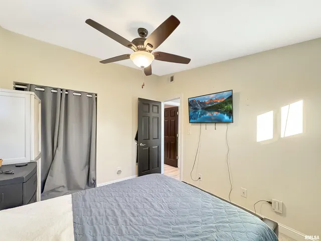 $174,900 | 1505 West Leonard Drive, Chillicothe, IL 61523