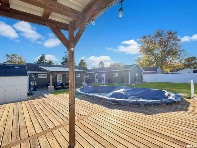 $174,900 | 1505 West Leonard Drive, Chillicothe, IL 61523