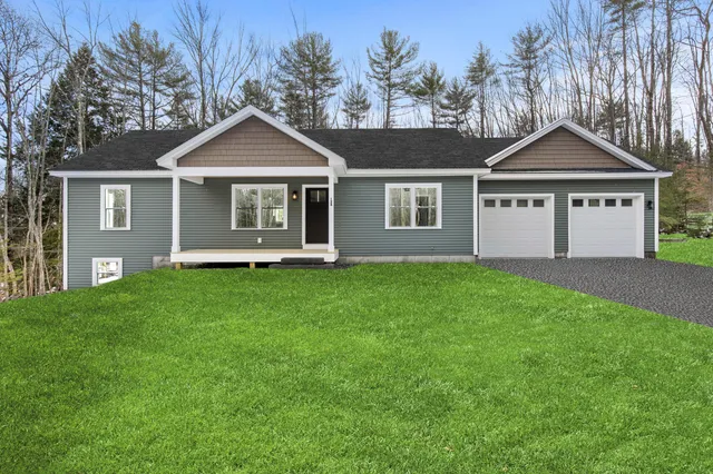 $560,000 | 24 Hillside Drive, Raymond, ME 04071