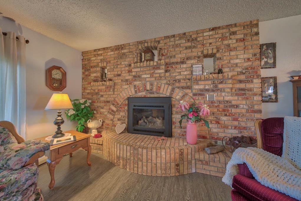 1806 Circle Road Worland, WY 82401 - Photo 4 of 41