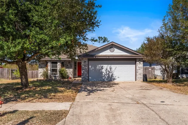 $290,000 | 212 Valley Run Trail, Elgin, TX 78621