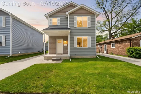 $2,400 | 534 East Brickley Avenue, Hazel Park, MI 48030