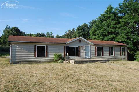 5370 Rood Road Holly, MI 48442 - Photo 1 of 22 20132287.JPG
