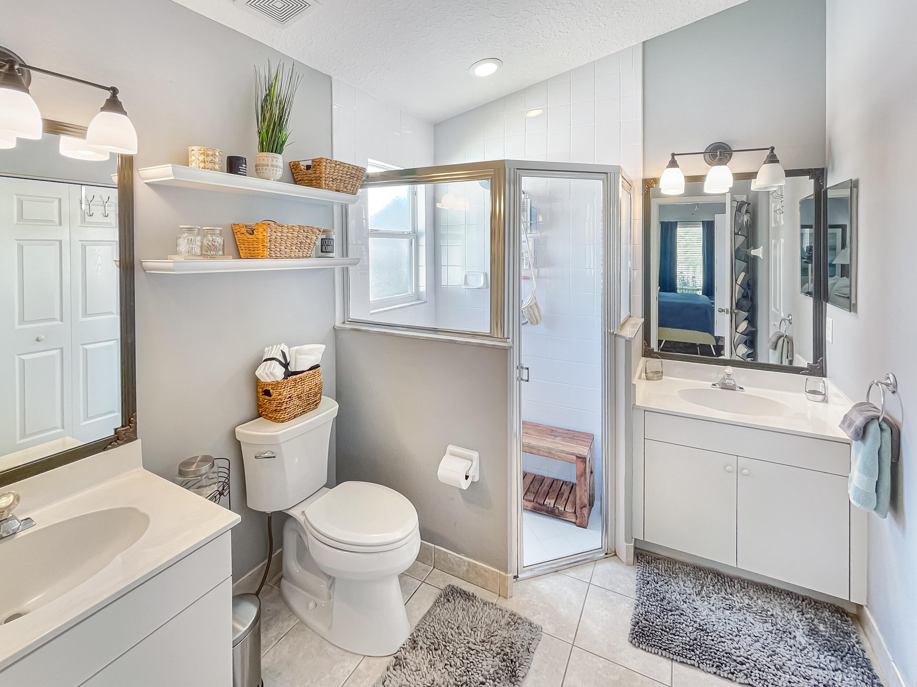 2565 Southwest Riviera Road Stuart, FL 34997 - Photo 5 of 22 Master Bath