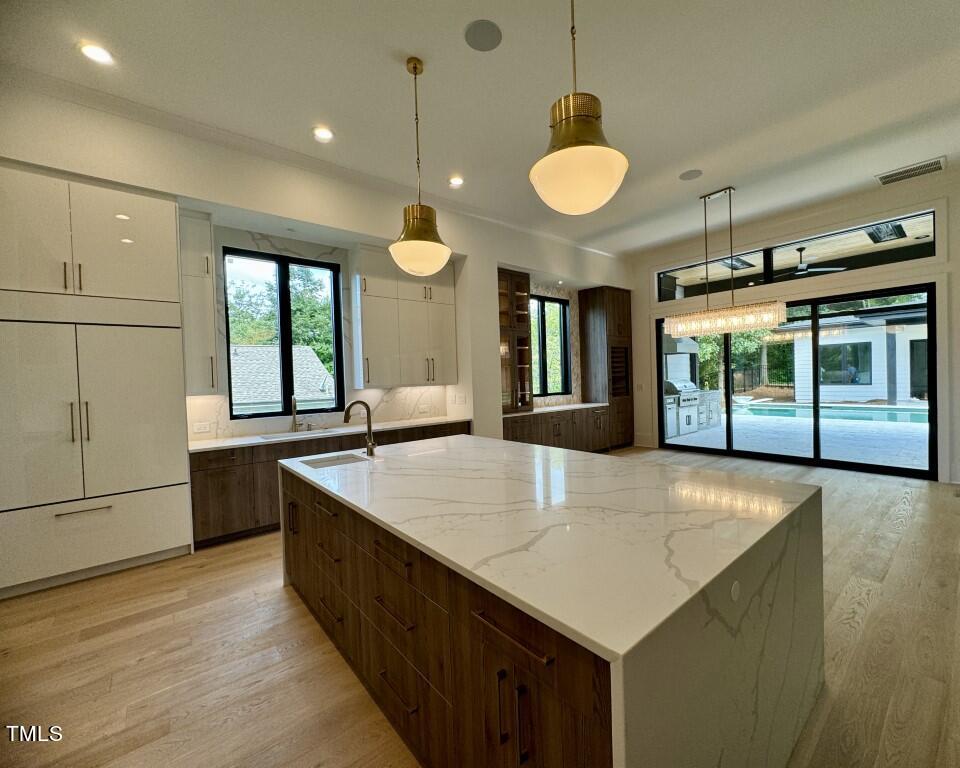 822 Cranbrook Road Raleigh, NC 27609 - Photo 7 of 60 822 Cranbrook-7 (Medium)