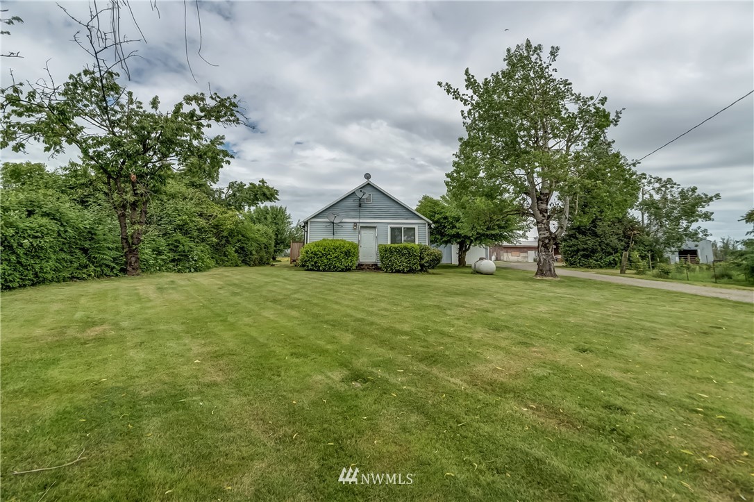 2076 East Badger Road Everson, WA 98247 - Photo 20 of 30 Gallery Image 20