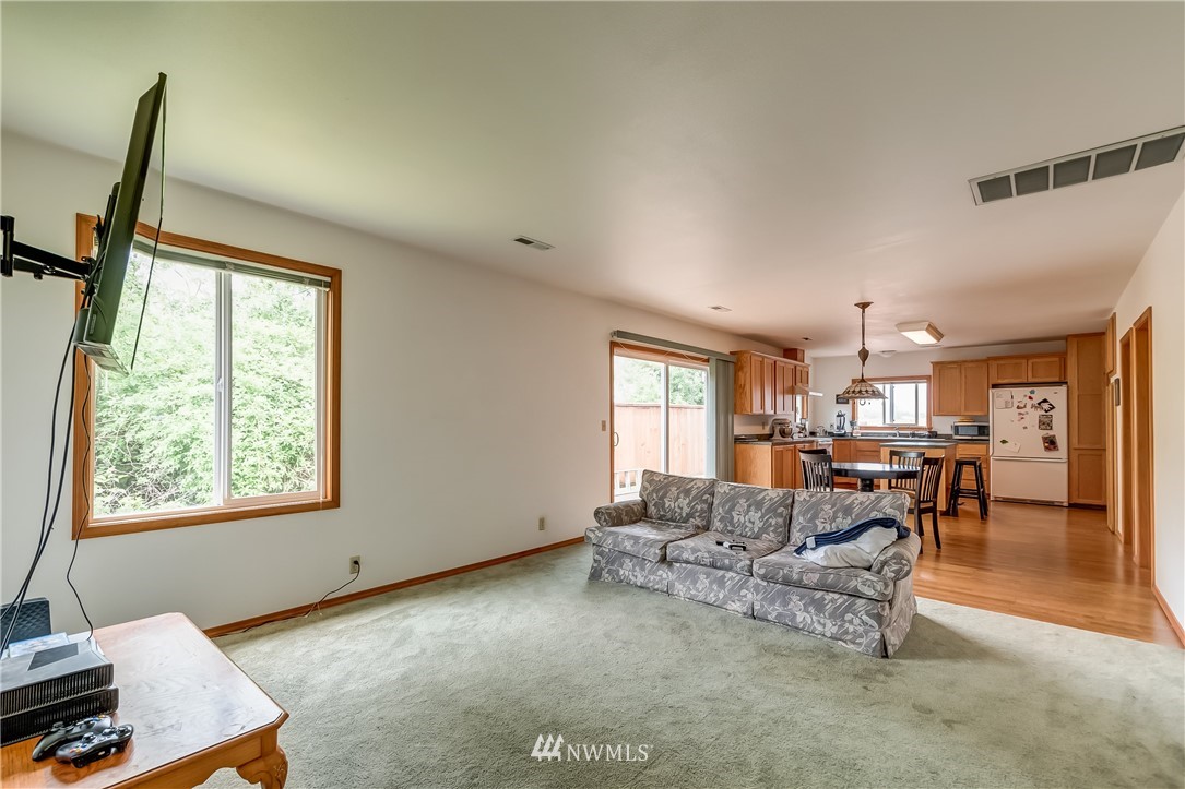2076 East Badger Road Everson, WA 98247 - Photo 8 of 30 Gallery Image 8
