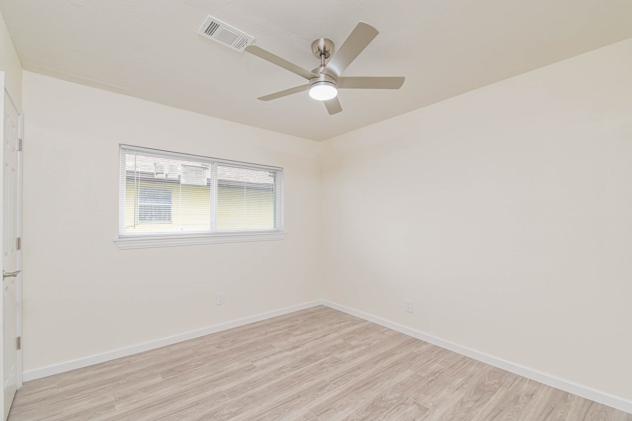 5003 Denoron Drive Houston, TX 77048 - Photo 19 of 30