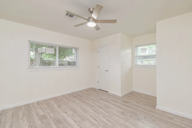 $229,000 | 5003 Denoron Drive, Houston, TX 77048