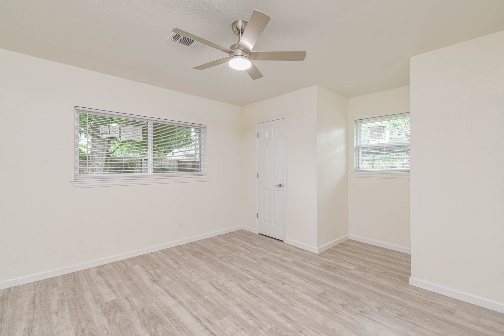 5003 Denoron Drive Houston, TX 77048 - Photo 21 of 30