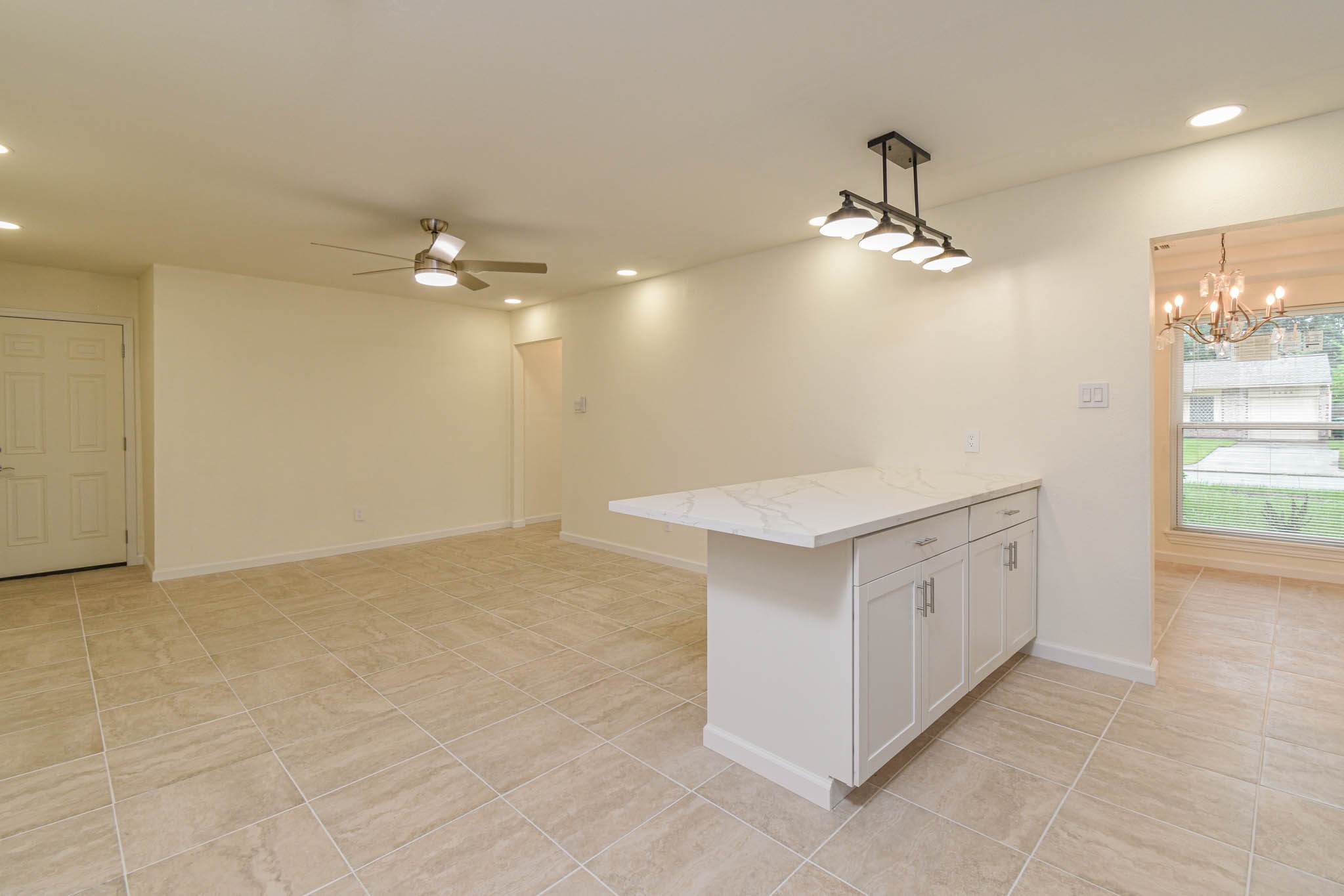 5003 Denoron Drive Houston, TX 77048 - Photo 7 of 30