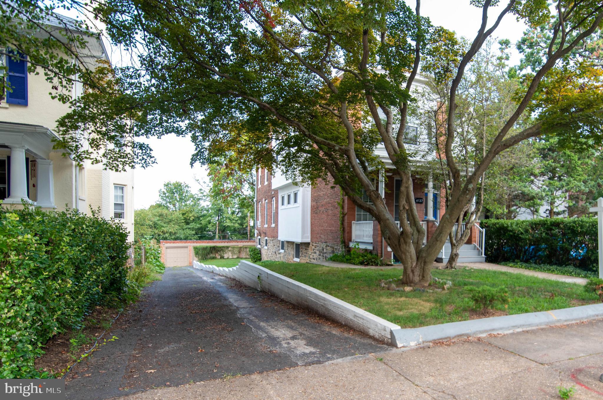 4137 Roland Avenue Baltimore, MD 21211 - Photo 1 of 34