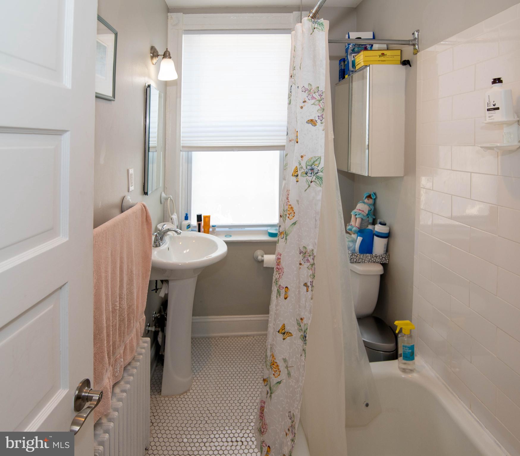 4137 Roland Avenue Baltimore, MD 21211 - Photo 24 of 34