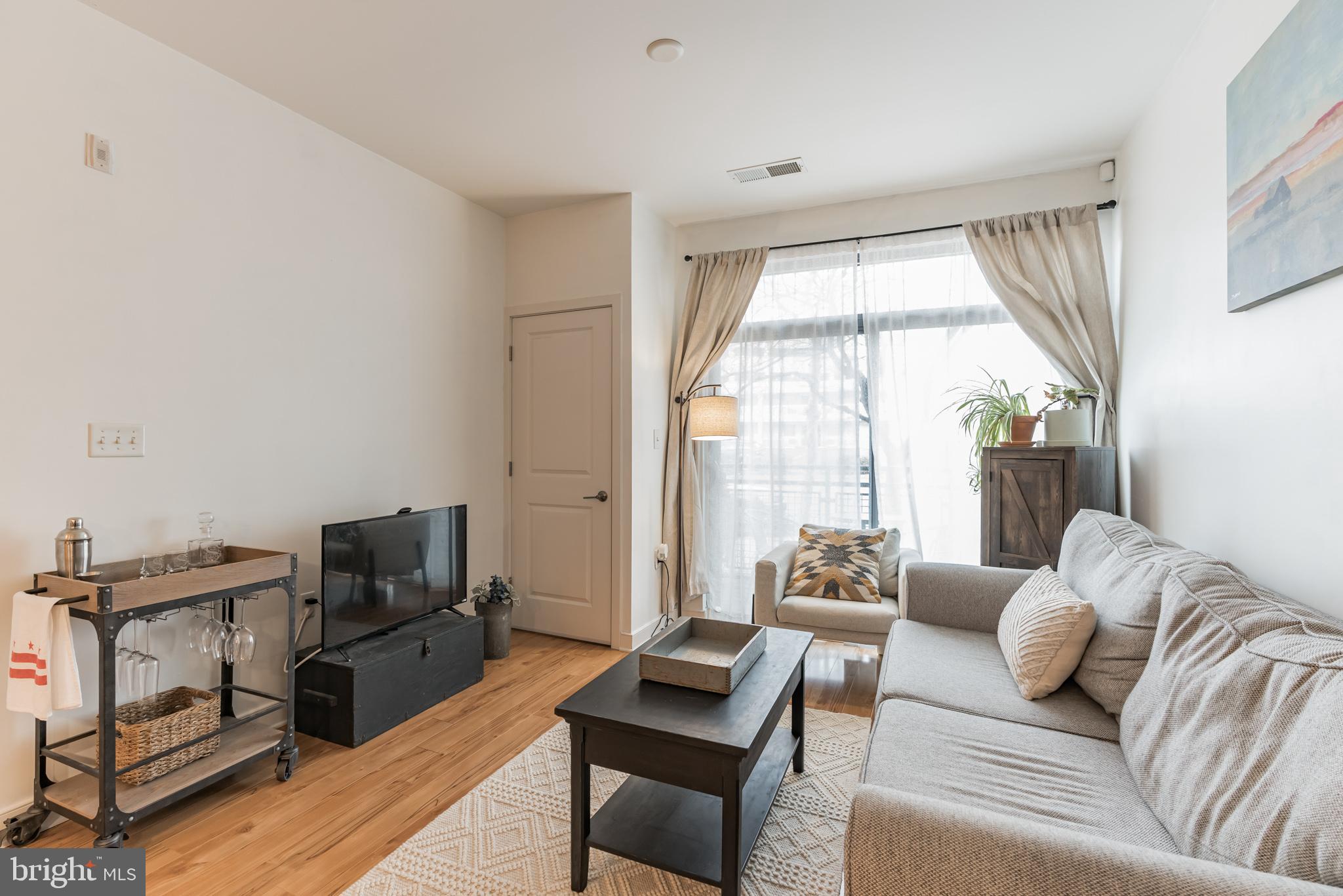 8005 13th Street, Unit 101 Silver Spring, MD 20910 - Photo 9 of 29 Gallery Image 9