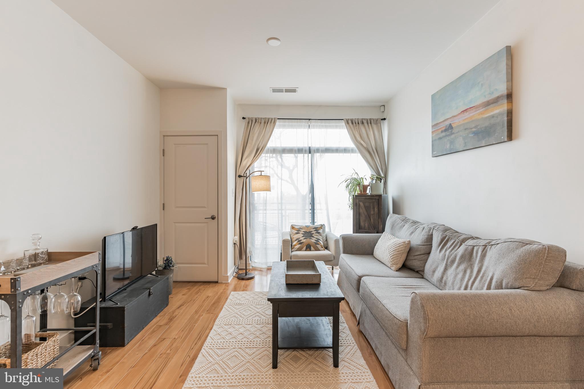 8005 13th Street, Unit 101 Silver Spring, MD 20910 - Photo 10 of 29 Gallery Image 10