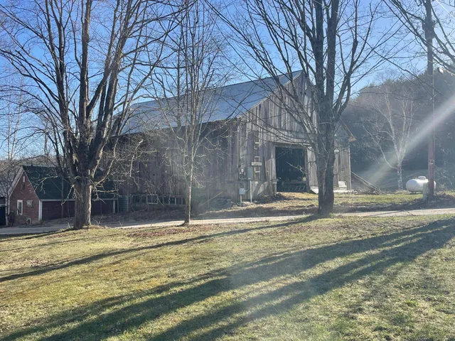 $325,000 | 668 Urquhart Road, Newbury, VT 05051