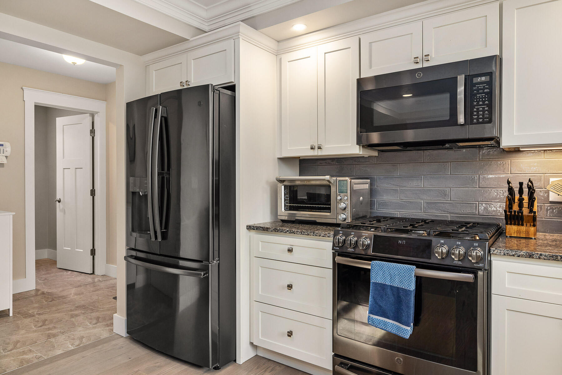 5 Sylvan Circle Cape Neddick, ME 03902 - Photo 5 of 46 seacoastrephoto-5