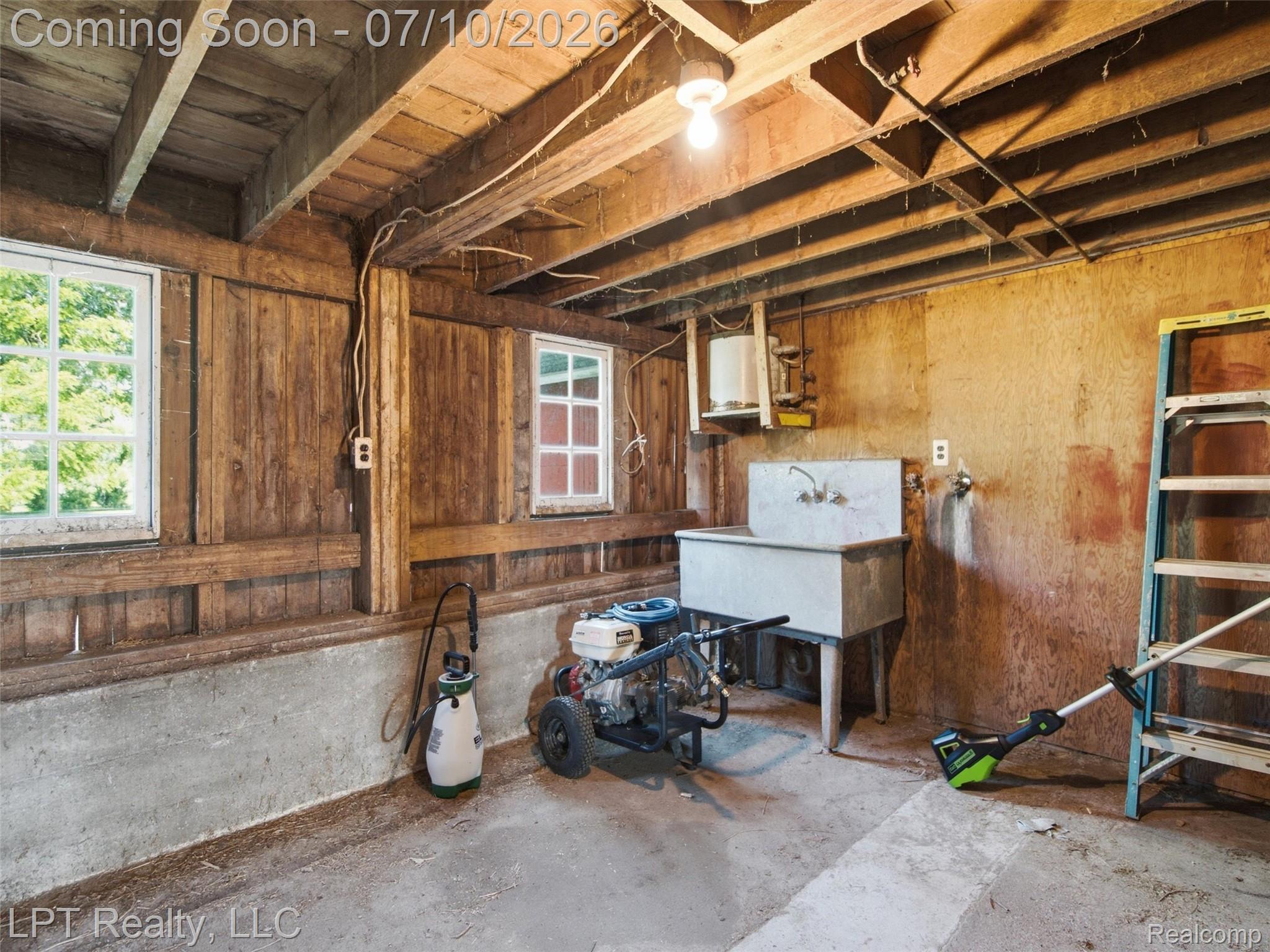 600 Fowlerville Road Fowlerville, MI 48836 - Photo 18 of 74 20-DSC00027.jpg