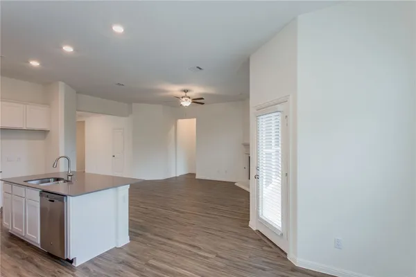 $2,350 | 312 Prato Place, Georgetown, TX 78628