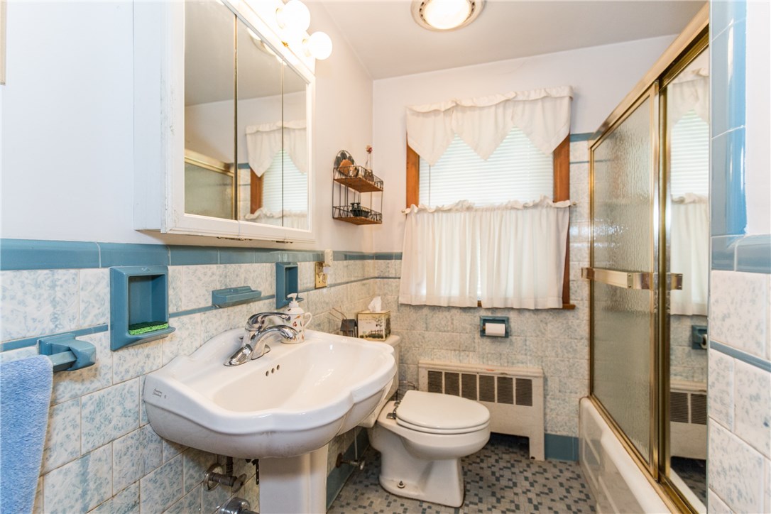 1240 Snake Hill Road Glocester, RI 02857 - Photo 13 of 38