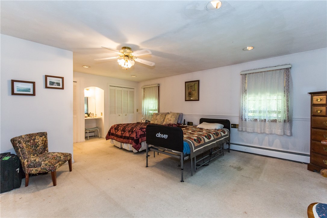 1240 Snake Hill Road Glocester, RI 02857 - Photo 16 of 38