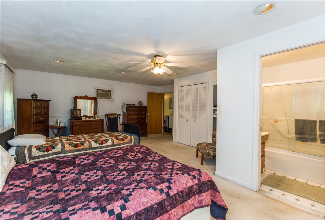 1240 Snake Hill Road Glocester, RI 02857 - Photo 17 of 38