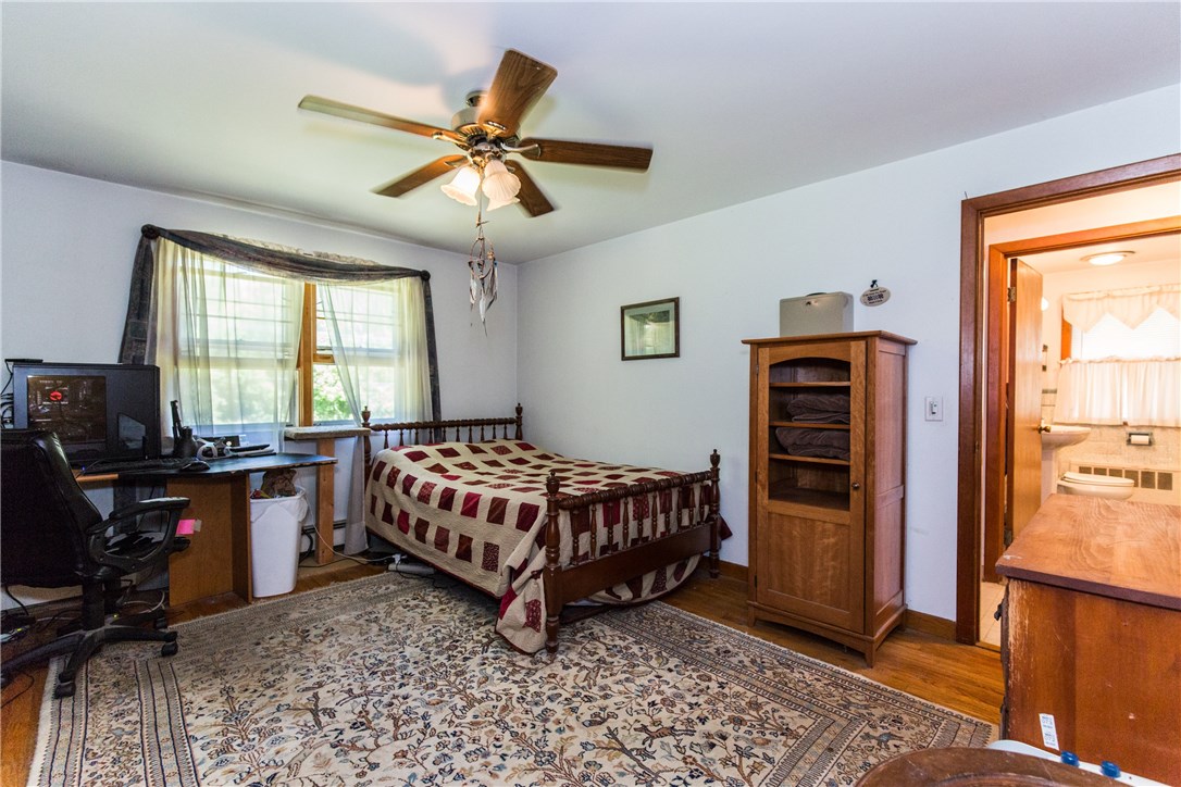 1240 Snake Hill Road Glocester, RI 02857 - Photo 23 of 38