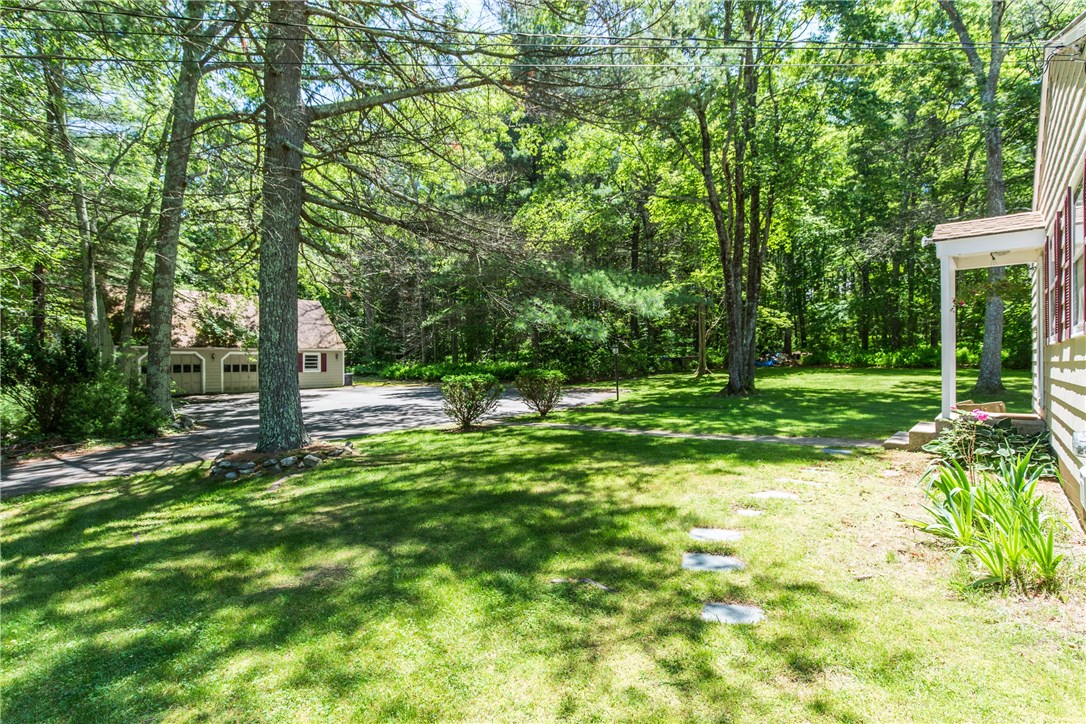 1240 Snake Hill Road Glocester, RI 02857 - Photo 34 of 38