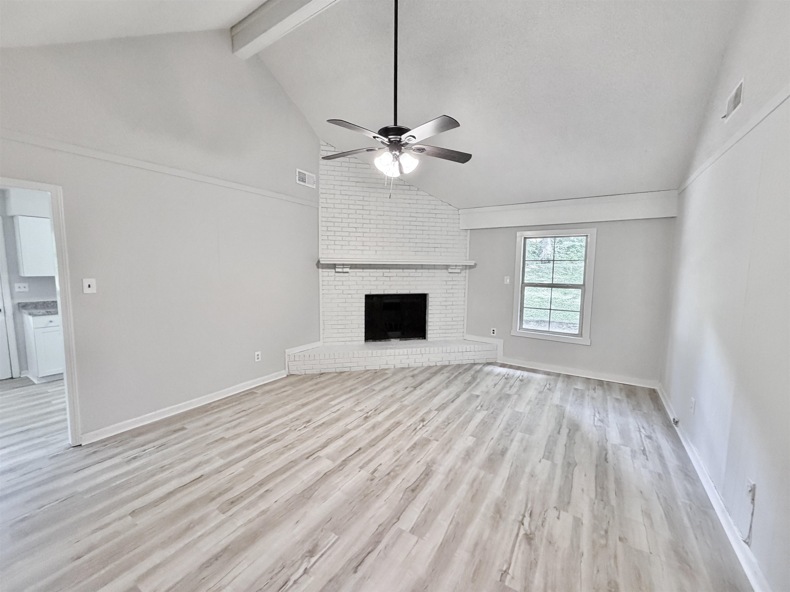 4278 Auburn Road Memphis, TN 38116 - Photo 6 of 28 Living room