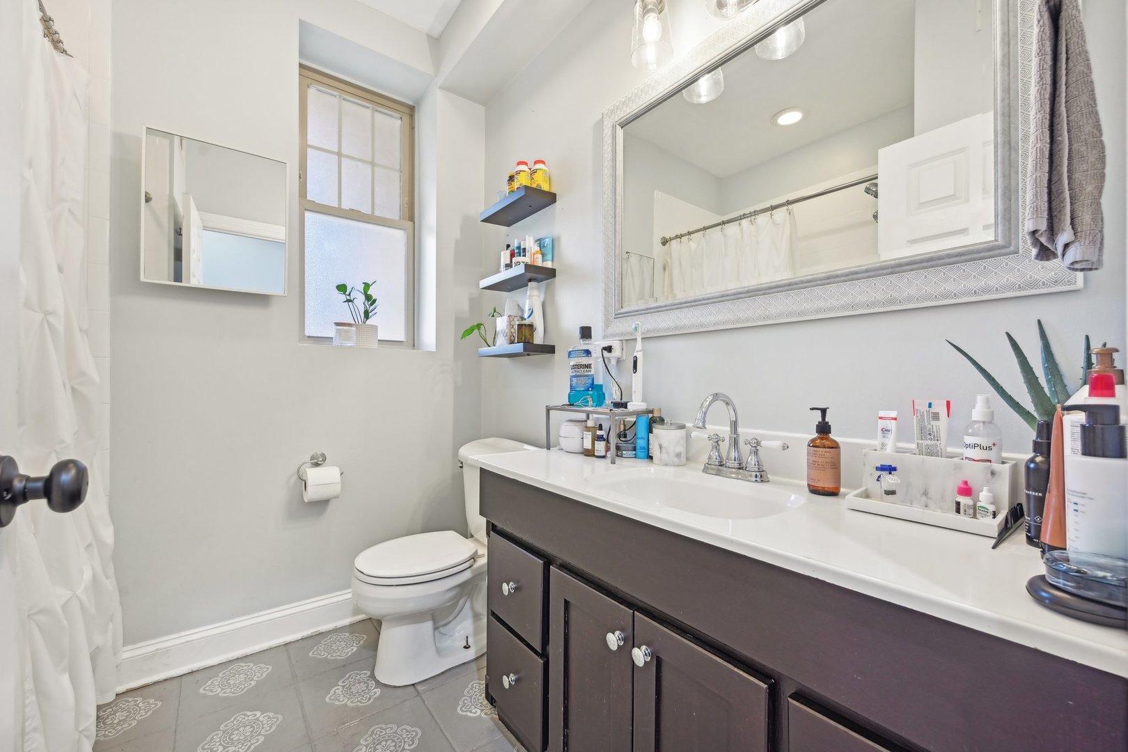 4157 North Bernard Street, Unit 2 Chicago, IL 60618 - Photo 15 of 18