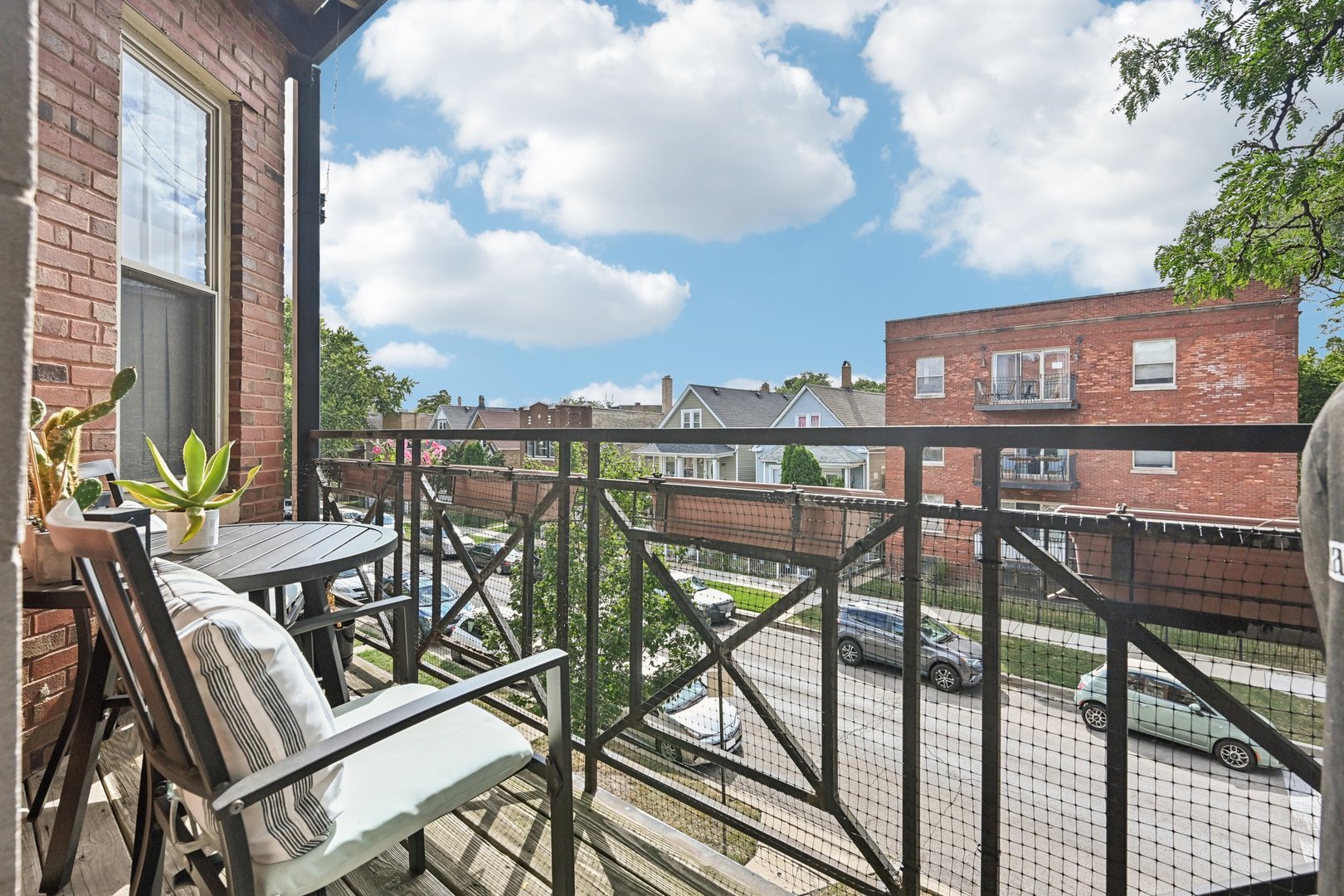 4157 North Bernard Street, Unit 2 Chicago, IL 60618 - Photo 6 of 18