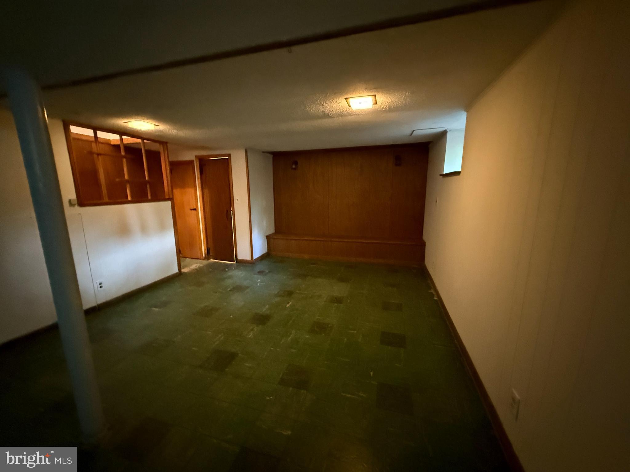 4100 Kinsway Baltimore, MD 21206 - Photo 15 of 16