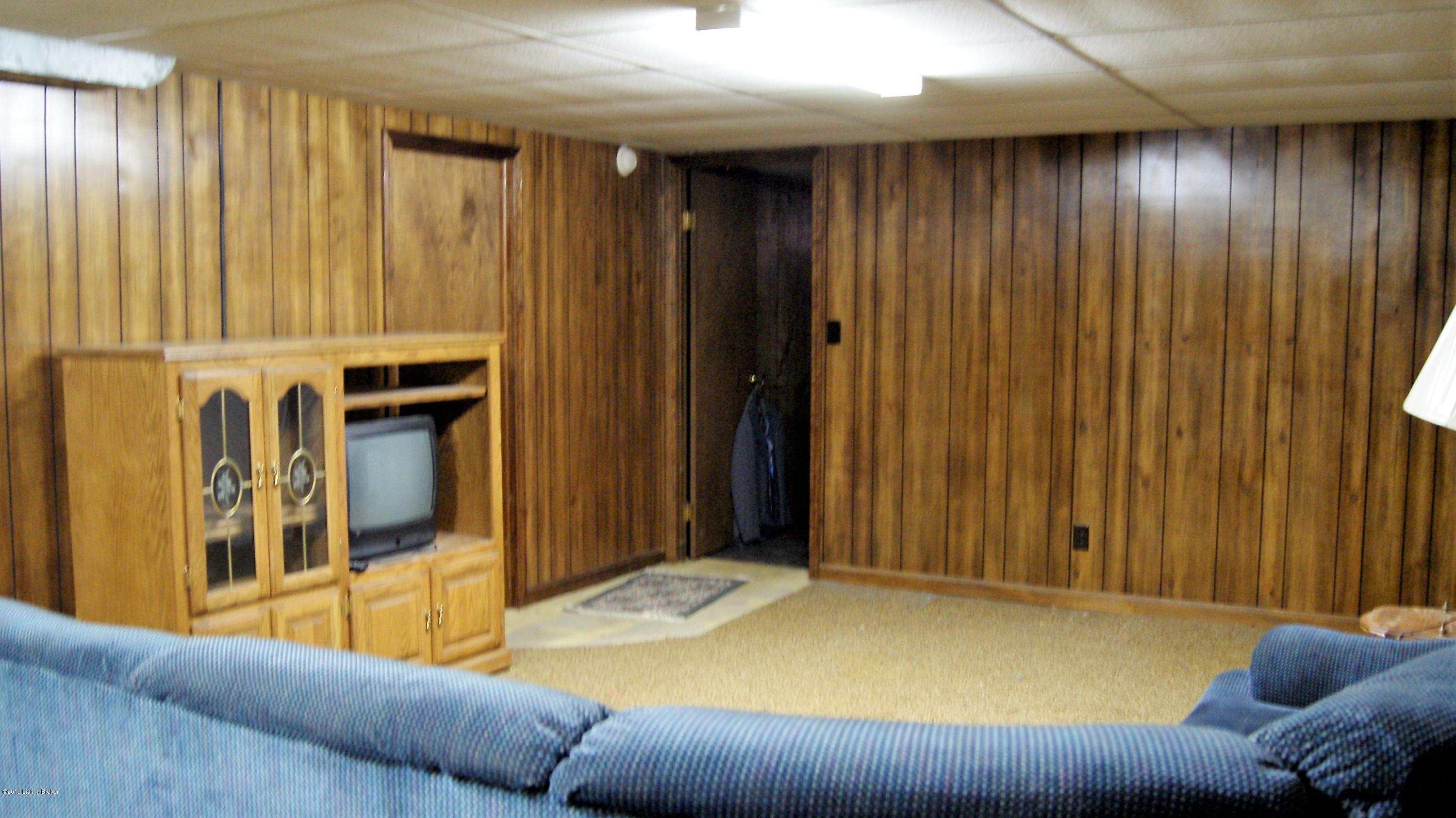 9418 Fairground Road Louisville, KY 40291 - Photo 26 of 35 2019-02-17 03.06.21