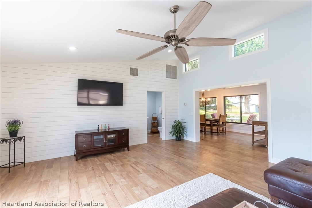 102 Squirrel Point Lorida, FL 33857 - Photo 11 of 47