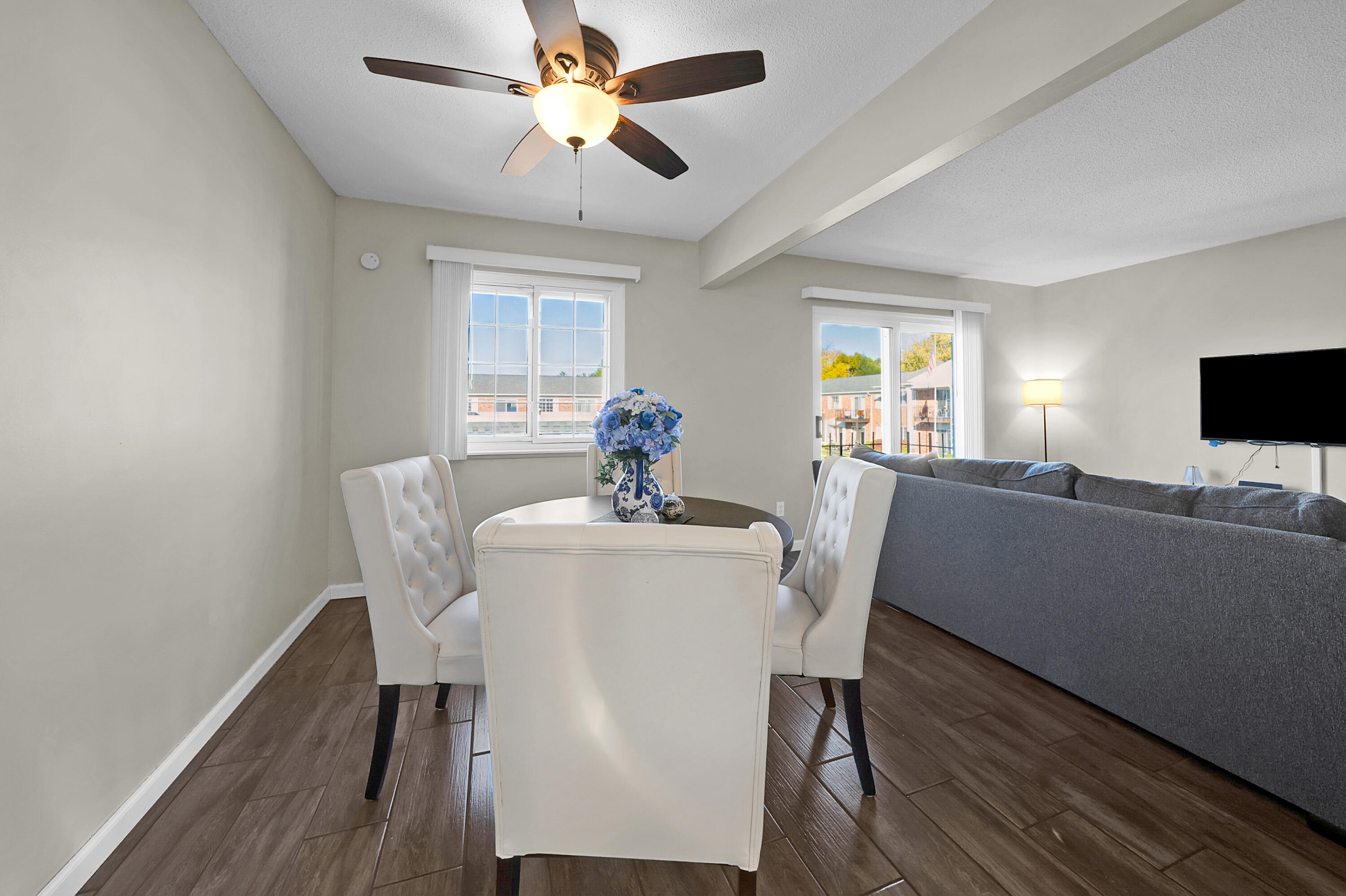 1500 Normandy Road, Unit 216 Clawson, MI 48017 - Photo 5 of 15 1500 Normandy Unit 216 Clawson HDR-27