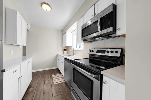 $145,000 | 1500 Normandy Road, Unit 216, Clawson, MI 48017