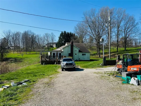 $230,000 | 186 Township Road 1305, Toronto, OH 43964