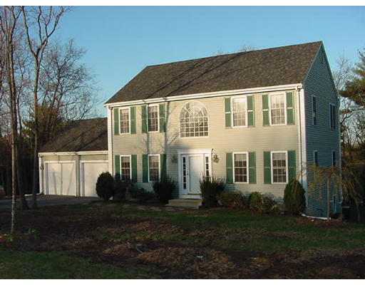 27 Padden Road Franklin, MA 02038 - Photo 1 of 7 Gallery Image 1