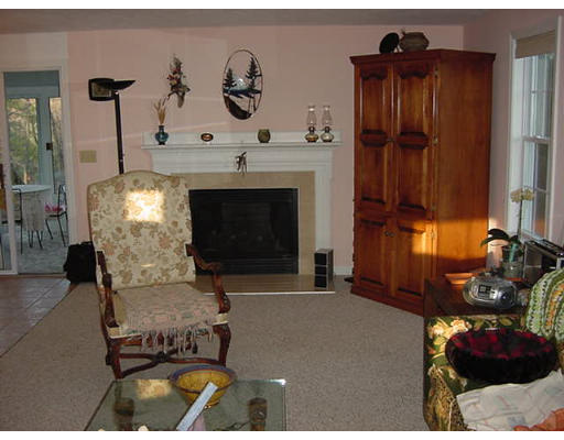 27 Padden Road Franklin, MA 02038 - Photo 6 of 7 Gallery Image 6