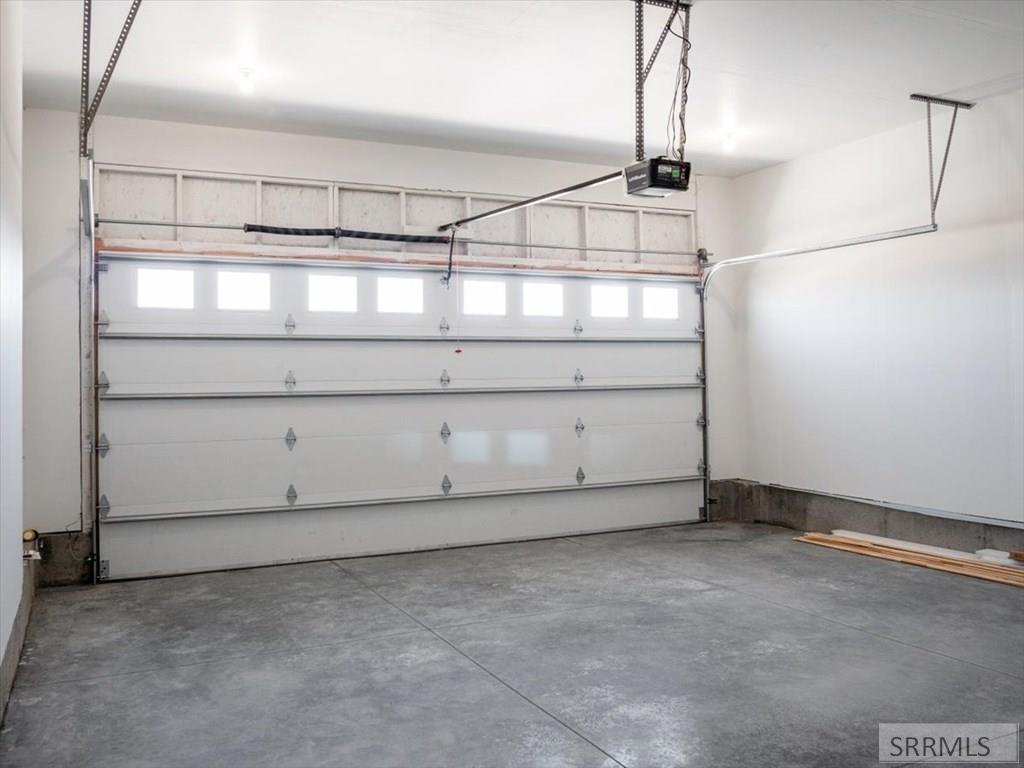 318 Lakeview Road American Falls, ID 83211 - Photo 12 of 32