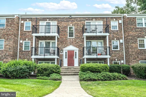 $1,850 | 9491 Fairfax Boulevard, Unit 202, Fairfax, VA 22031