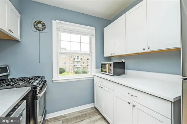 $1,850 | 9491 Fairfax Boulevard, Unit 202, Fairfax, VA 22031