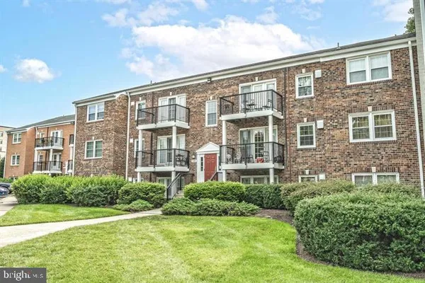 $1,850 | 9491 Fairfax Boulevard, Unit 202, Fairfax, VA 22031
