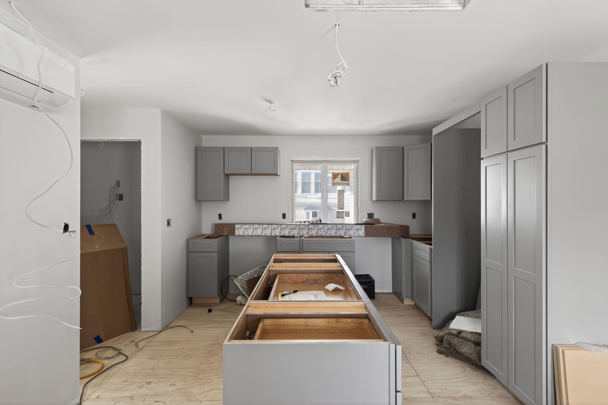 50 Shore Road, Unit 2 Ogunquit, ME 03907 - Photo 6 of 16 50_Shore_Rd_013