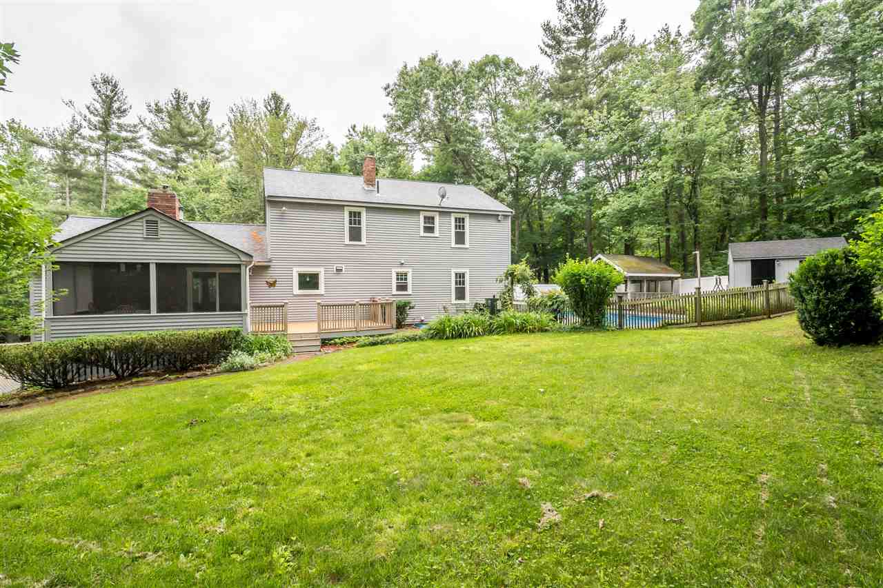 8 Freedom Hill Road Hampstead, NH 03841 - Photo 34 of 40