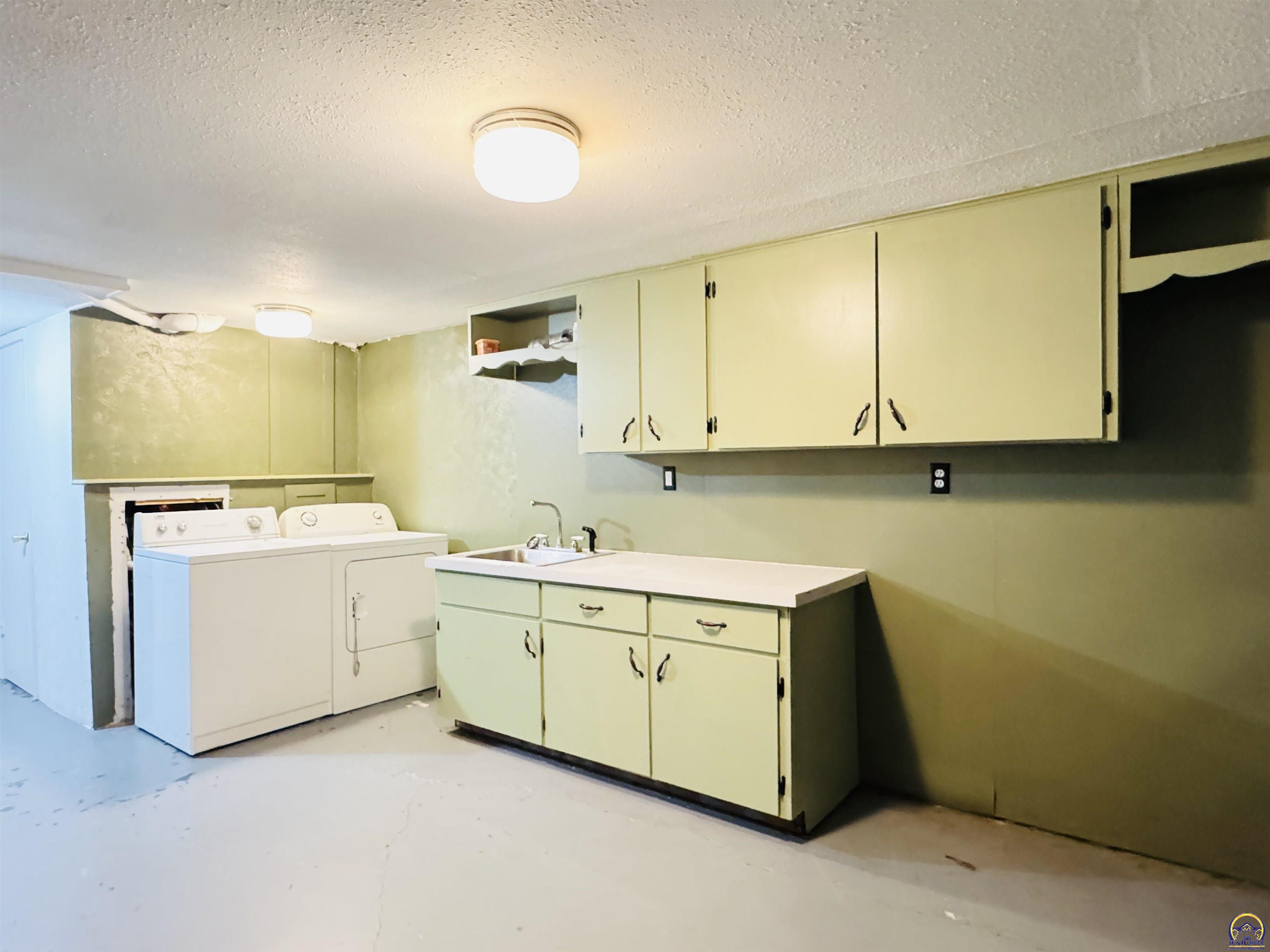 104 Monroe Street Pomona, KS 66076 - Photo 35 of 47