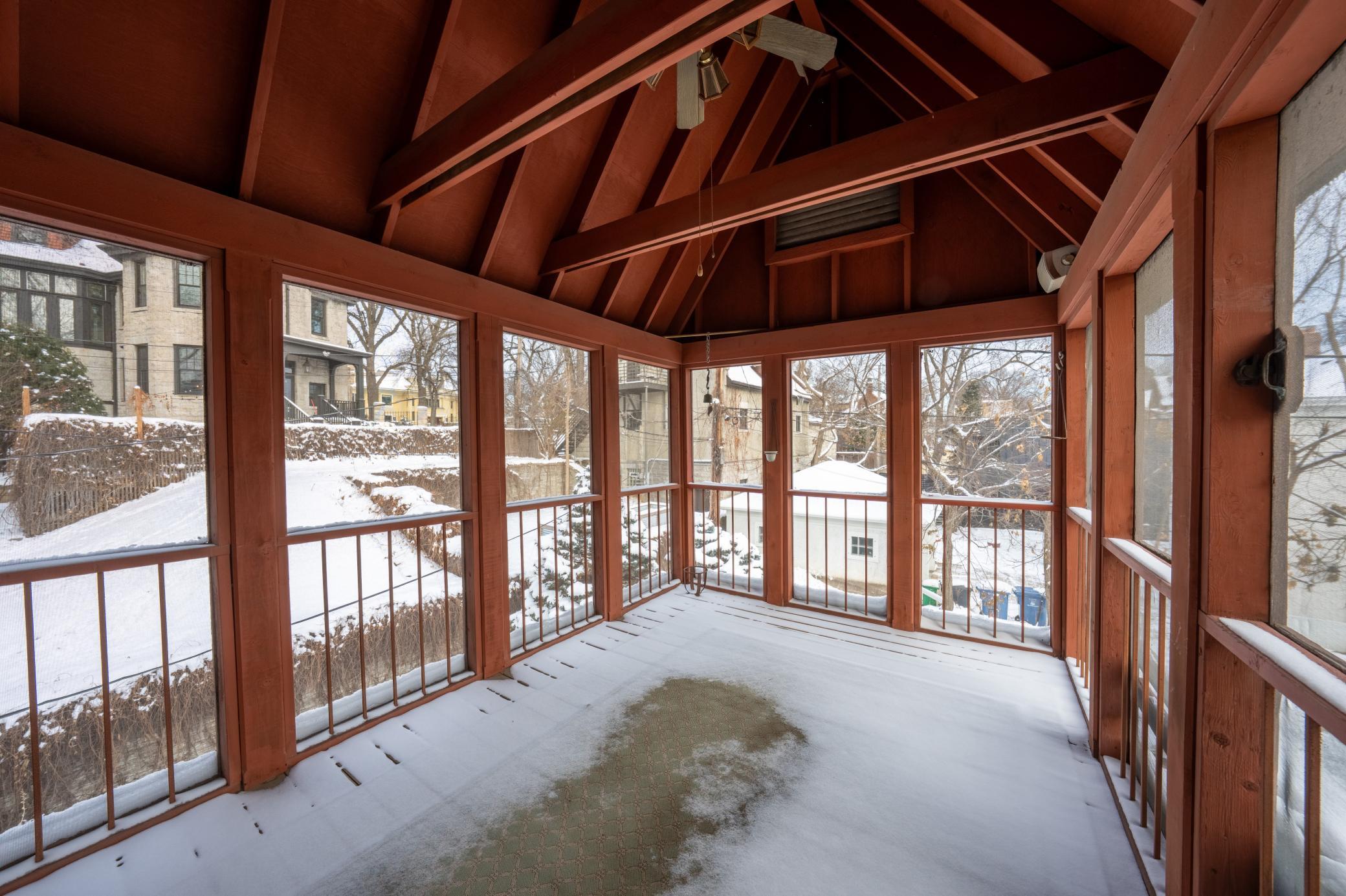 1721 Humboldt Avenue South, Unit 2 3 Minneapolis, MN 55403 - Photo 15 of 31