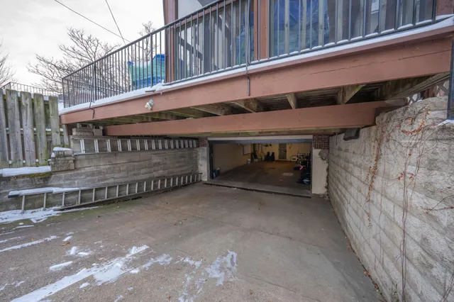 $5,000 | 1721 Humboldt Avenue South, Unit 2 3, Minneapolis, MN 55403